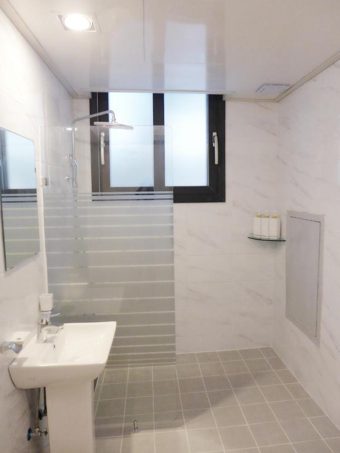 Picasso Guesthouse Мокпхо Екстер'єр фото