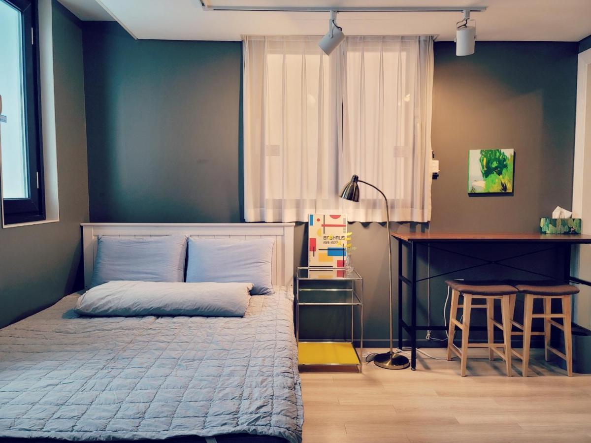 Picasso Guesthouse Мокпхо Екстер'єр фото